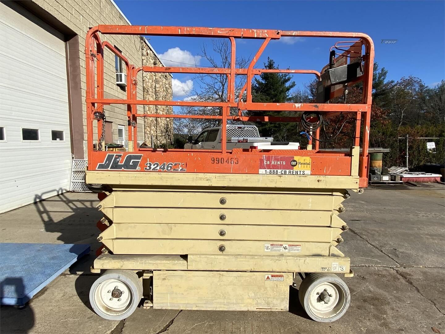 במת מספריים JLG 3246E2 בגובה 11.6